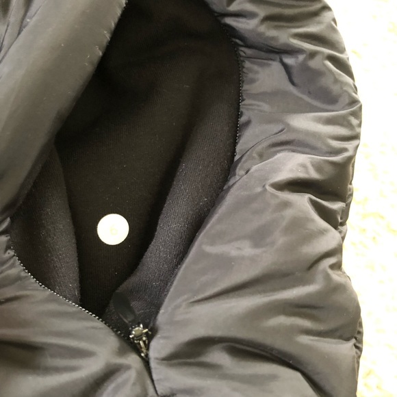 Lululemon jacket - Picture 6 of 6